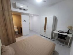 International Plaza (D2), Apartment #556986011